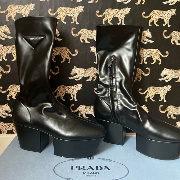 Worn once boots from Prada’s FW collection, includes original box - Picture 7 of 8